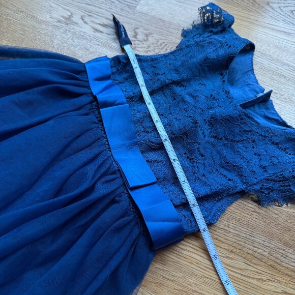 Toddler Blue Lace Flower Girl Dress Size 100 (2T) - Picture 7 of 10